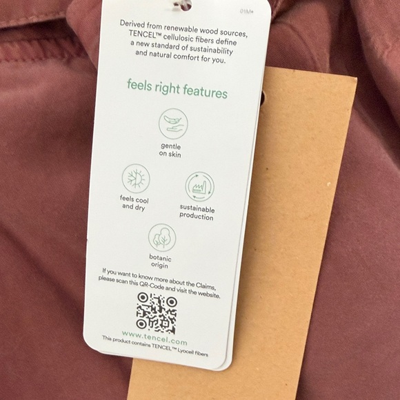 Thread & Supply NWT Soft Burgundy Flowy Palazzo Pants Elastic Waist with Tie L - Picture 8 of 9